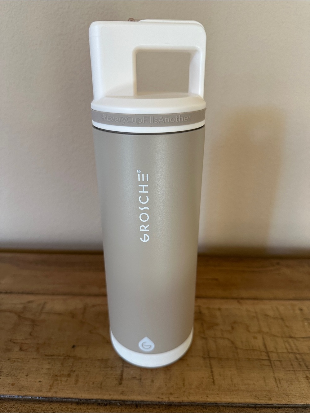 NEW 20oz Flip 'N Sip Water Bottle